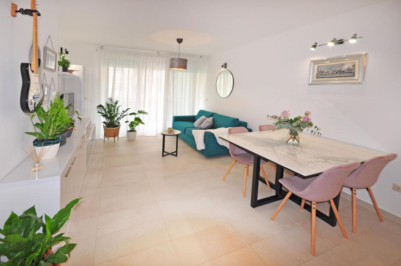 Family Apartment Noel - 奥米什 外观 照片