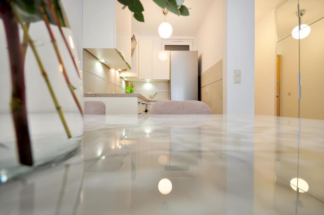 Family Apartment Noel - 奥米什 外观 照片