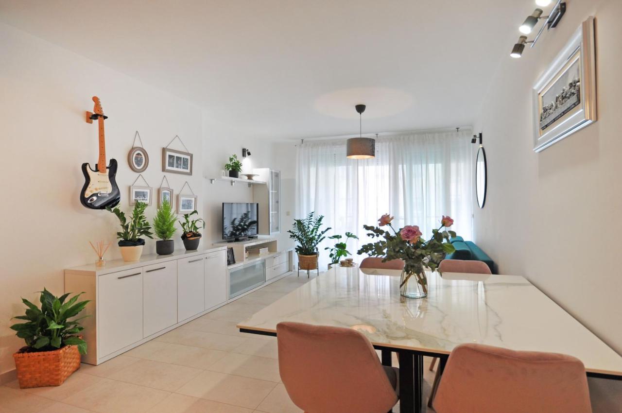 Family Apartment Noel - 奥米什 外观 照片