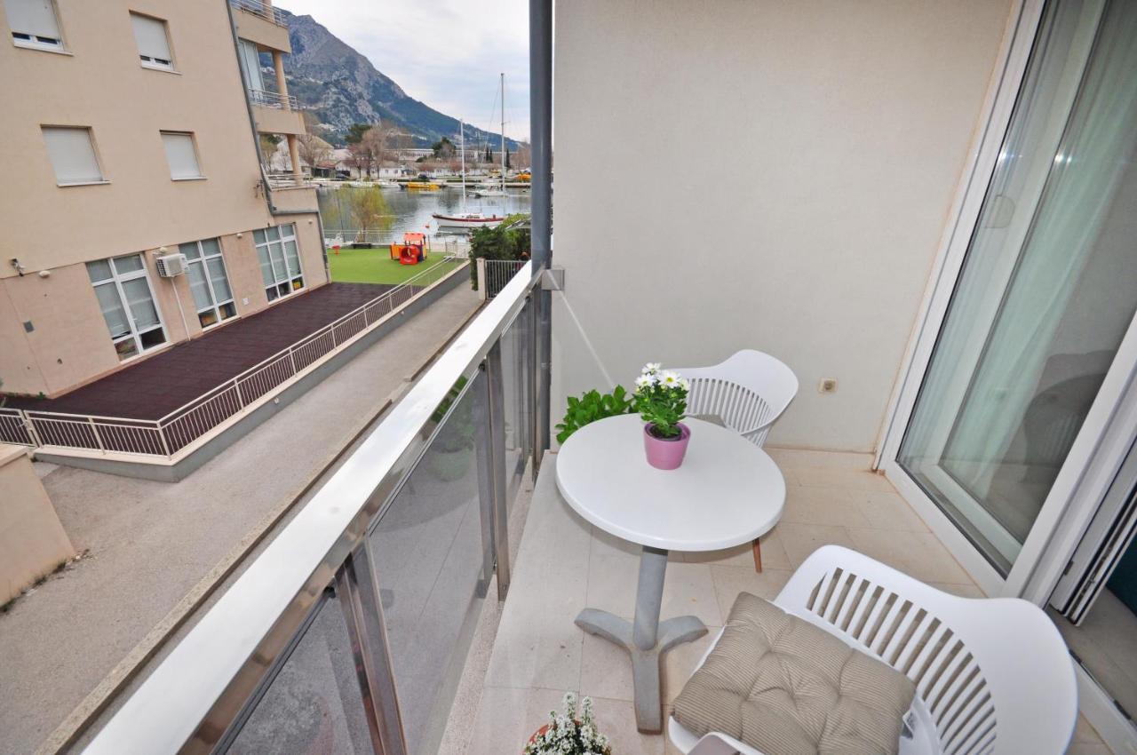 Family Apartment Noel - 奥米什 外观 照片