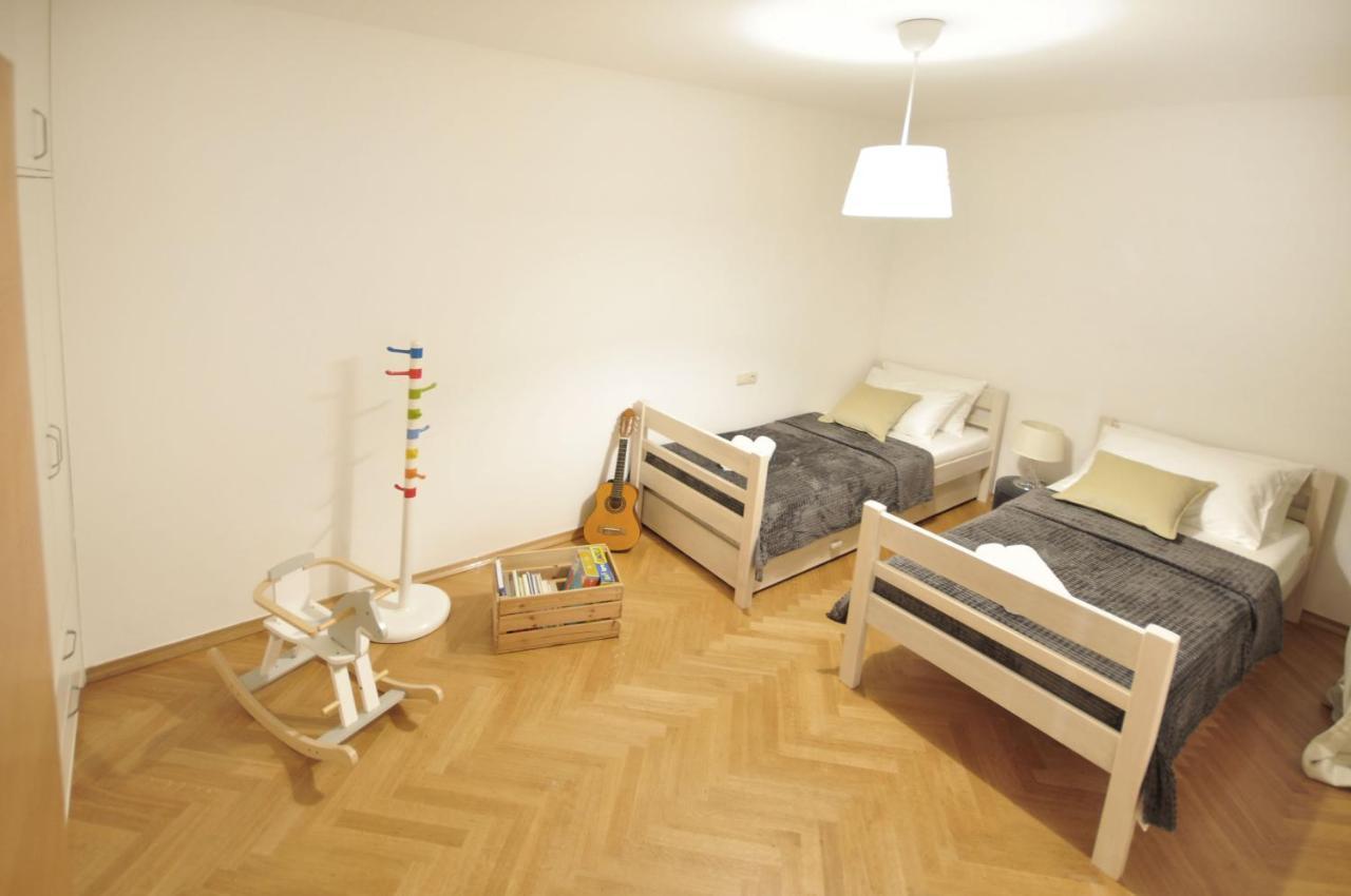 Family Apartment Noel - 奥米什 外观 照片